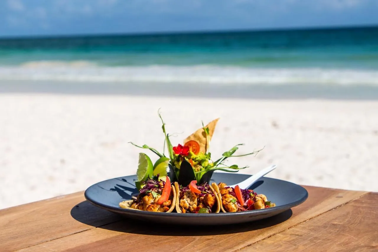 Dune Boutique Hotel Located At The Party Zone (Adults Only) Tulum 4*,